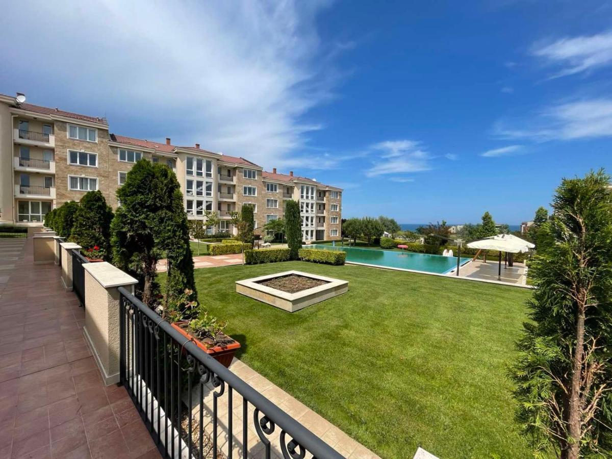 Provence Deluxe Apartment In Atia Resort Chernomorets Exterior foto