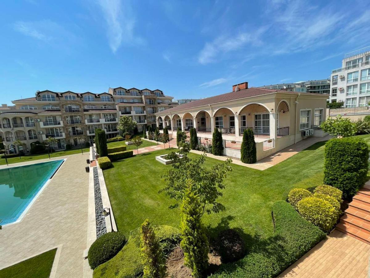 Provence Deluxe Apartment In Atia Resort Chernomorets Exterior foto