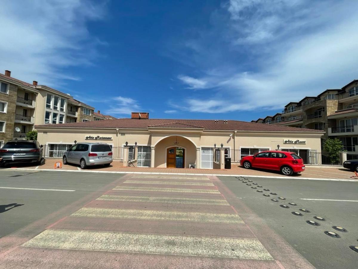Provence Deluxe Apartment In Atia Resort Chernomorets Exterior foto